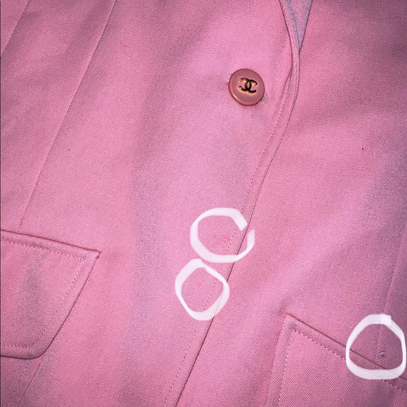 ❌ SOLD ❌ Authentic Vintage Chanel Pink Blazer Size 38 - Picture 8 of 16